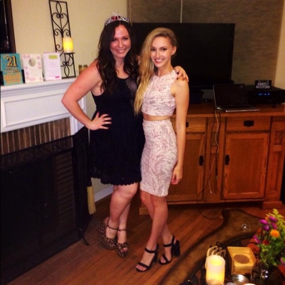 ZARA 2 Piece set - Picture 2 of 4